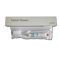 French Flowers Зубной набор в картонной упаковке